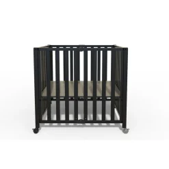 Bebies First Baby Box Met Wieltjes Sarah Met Matras