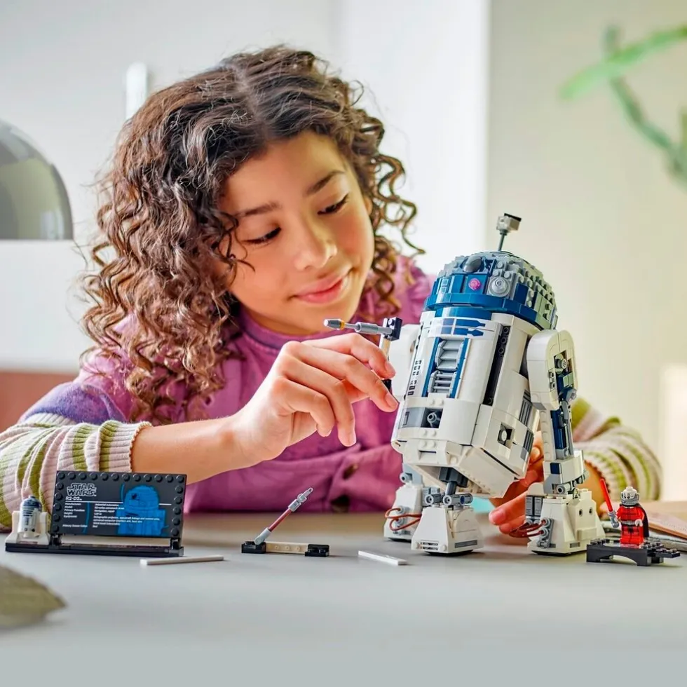 LEGO Star Wars 75379 R2-D2
